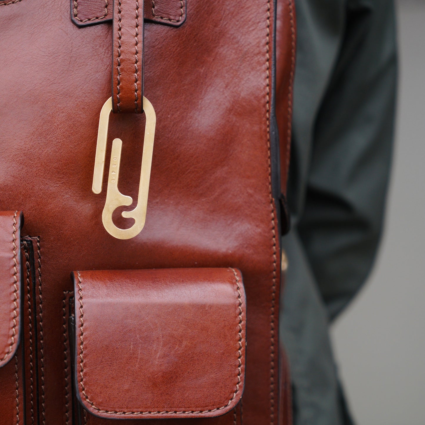 DD4D Carabiner