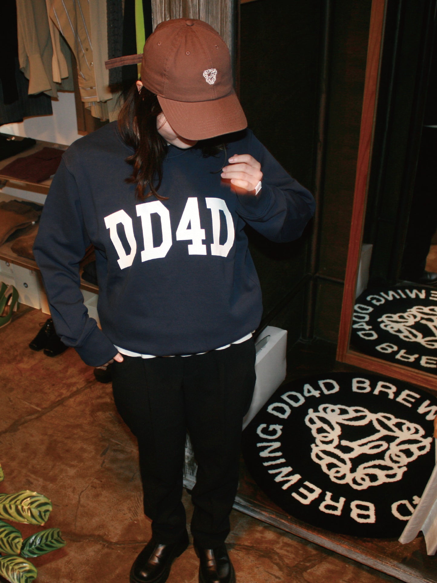 DD4D SWEAT SHIRT